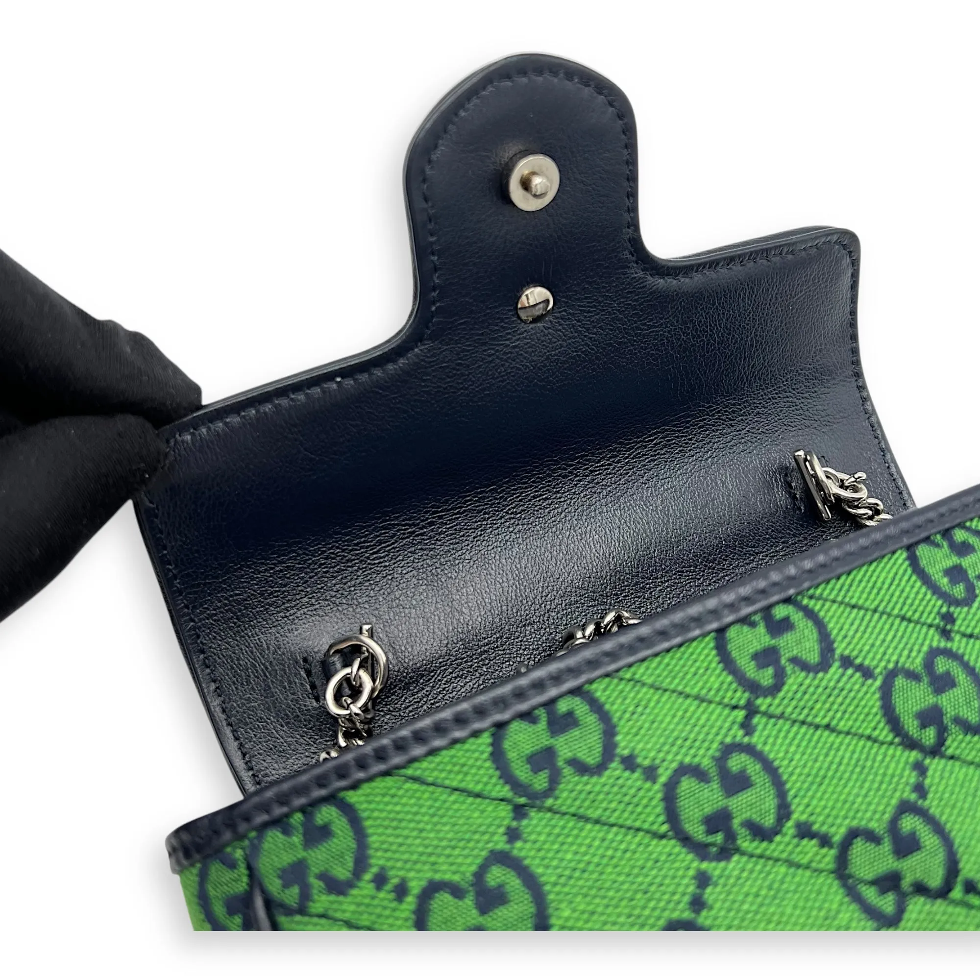 GG Marmont Super Mini Green Crossbody Bag in Canvas, Silver hardware