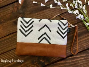 Grab N Go Wristlet Clutch - Peaks Mud Cloth with Vegan Leather