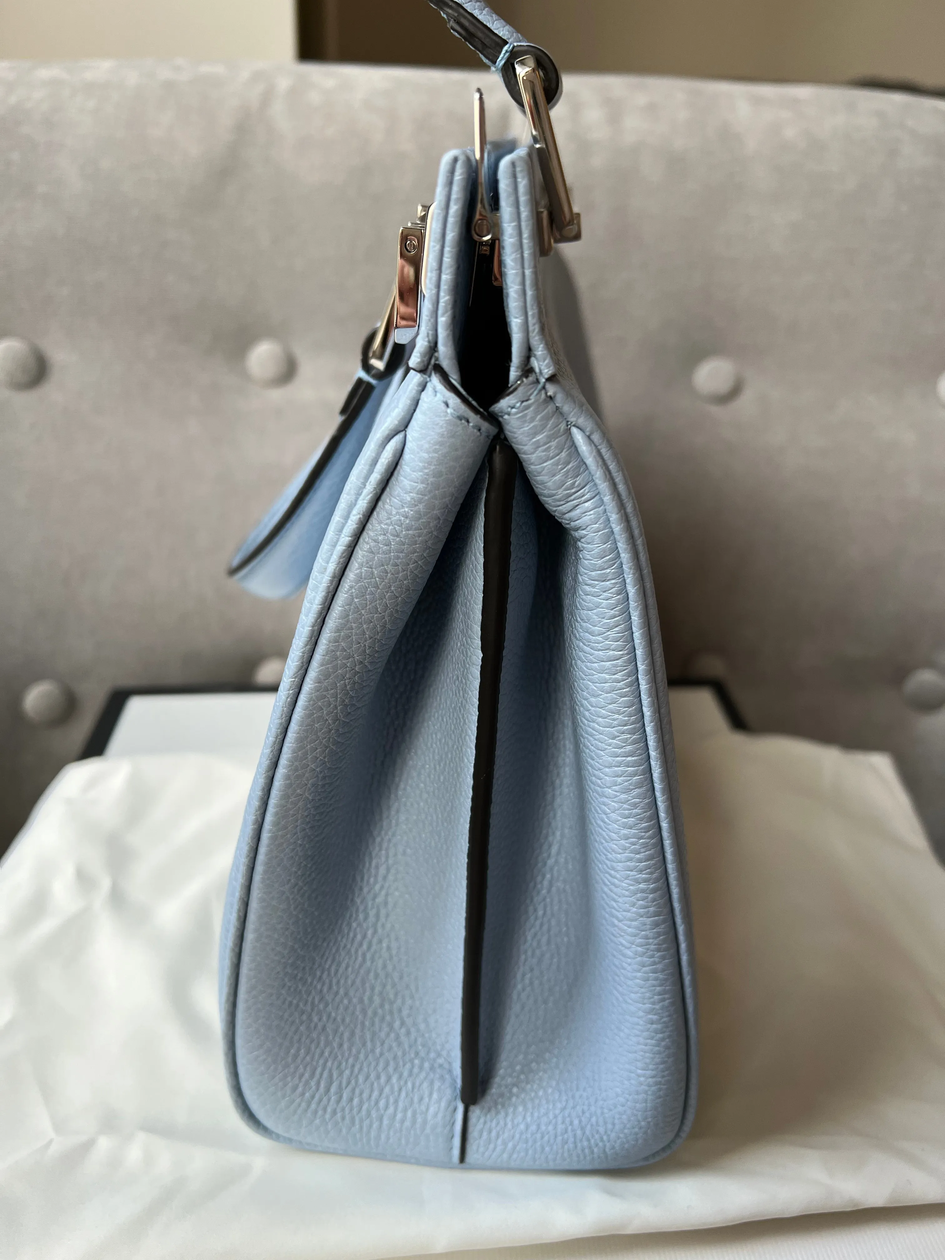 Gucci Pale Blue Medium Zumi Tote (2210)