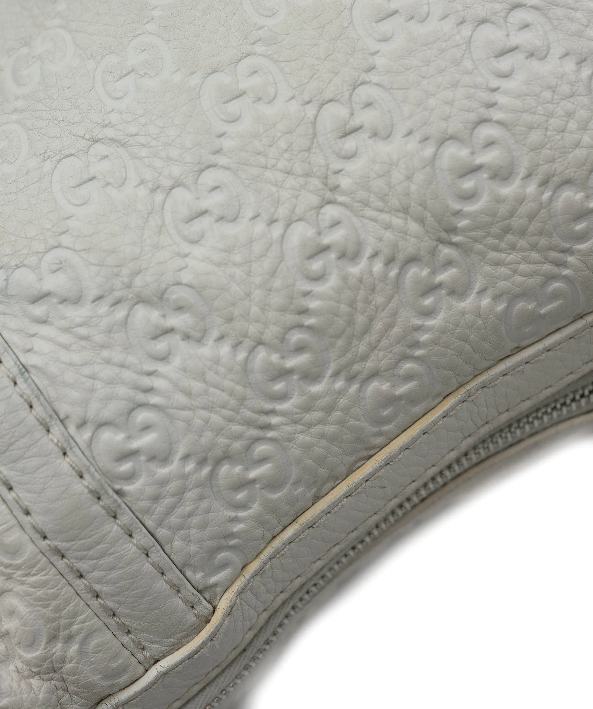 Gucci White Leather Supreme GG logo Hobo bag - AWC1512