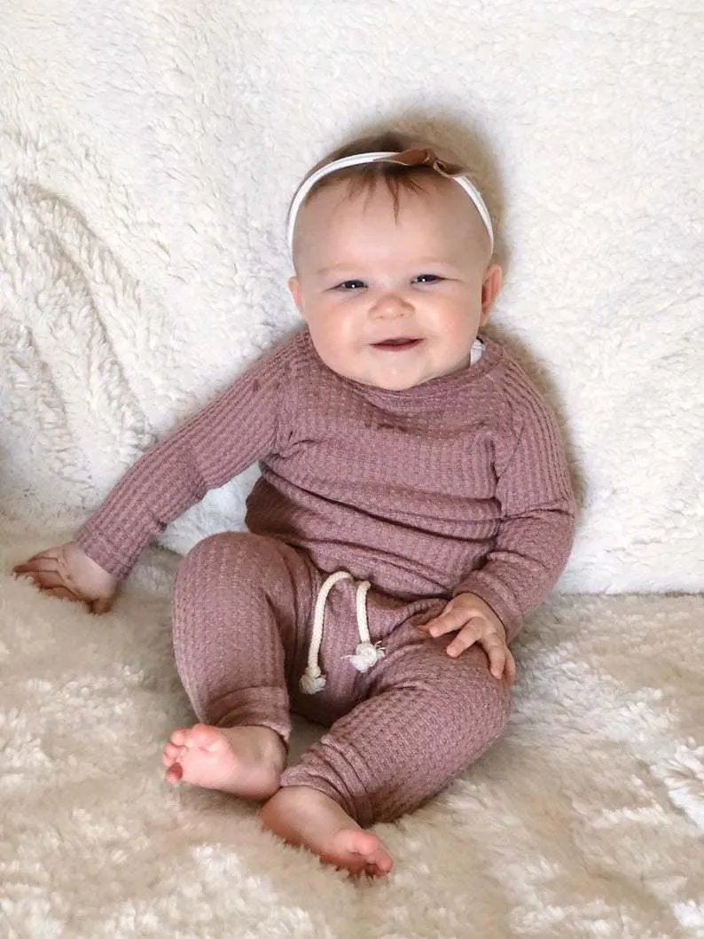 INS Foreign Trade Korean Super Hot Autumn And Winter Infant Waffle Long Sleeve Top And Trousers Suit Children's Loungewear