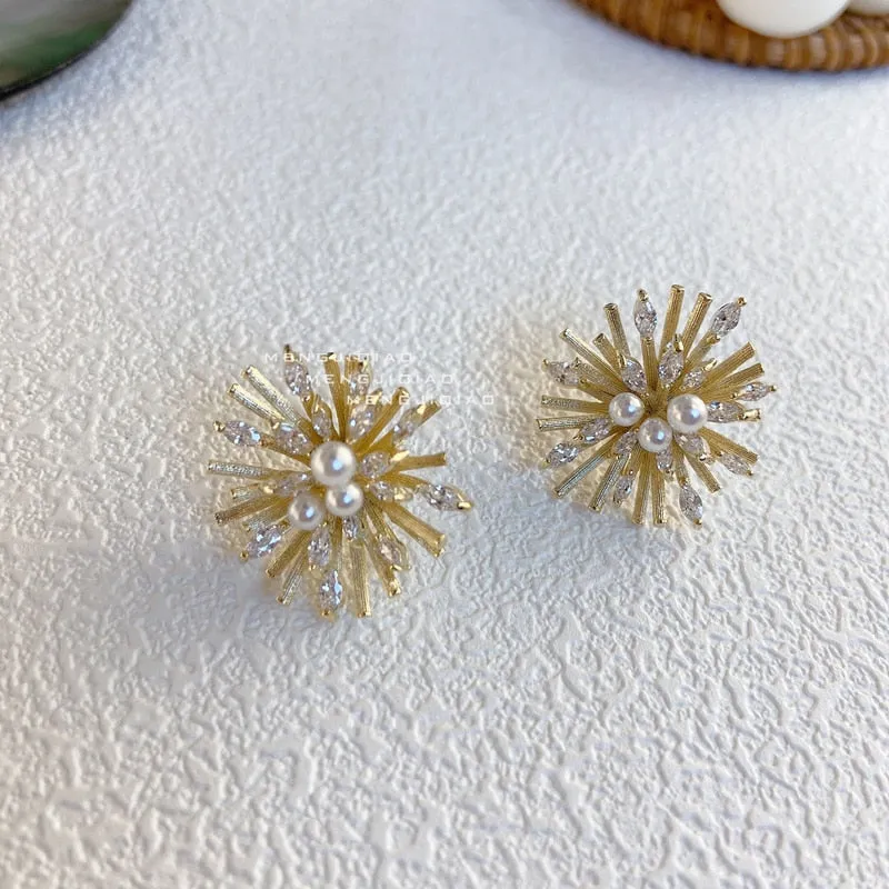 Korean Cute Shiny Zircon Flower Stud Earrings For Women