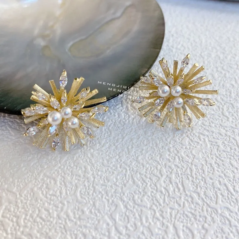 Korean Cute Shiny Zircon Flower Stud Earrings For Women