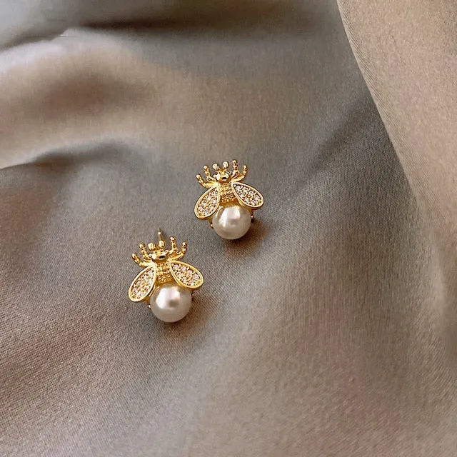 Korean New Exquisite Honey Bee Pearl Earrings Fashion