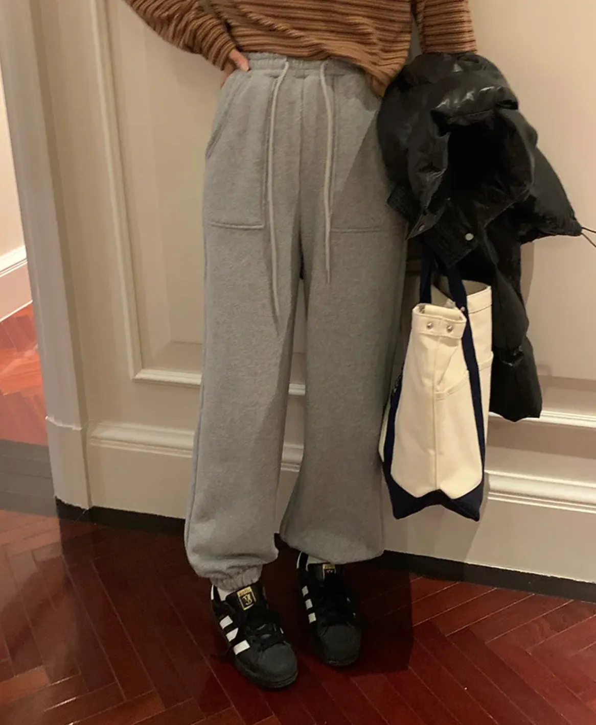 [Korean Style] 2 Colors Fleeced Lining Drawstring Pocket Sweat Pants