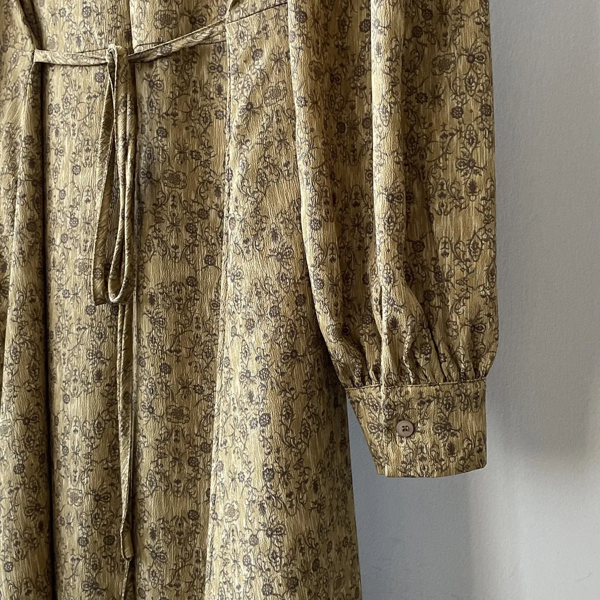[Korean Style] Chic Round Neck Puff-Sleeve Floral Print Midi Dress