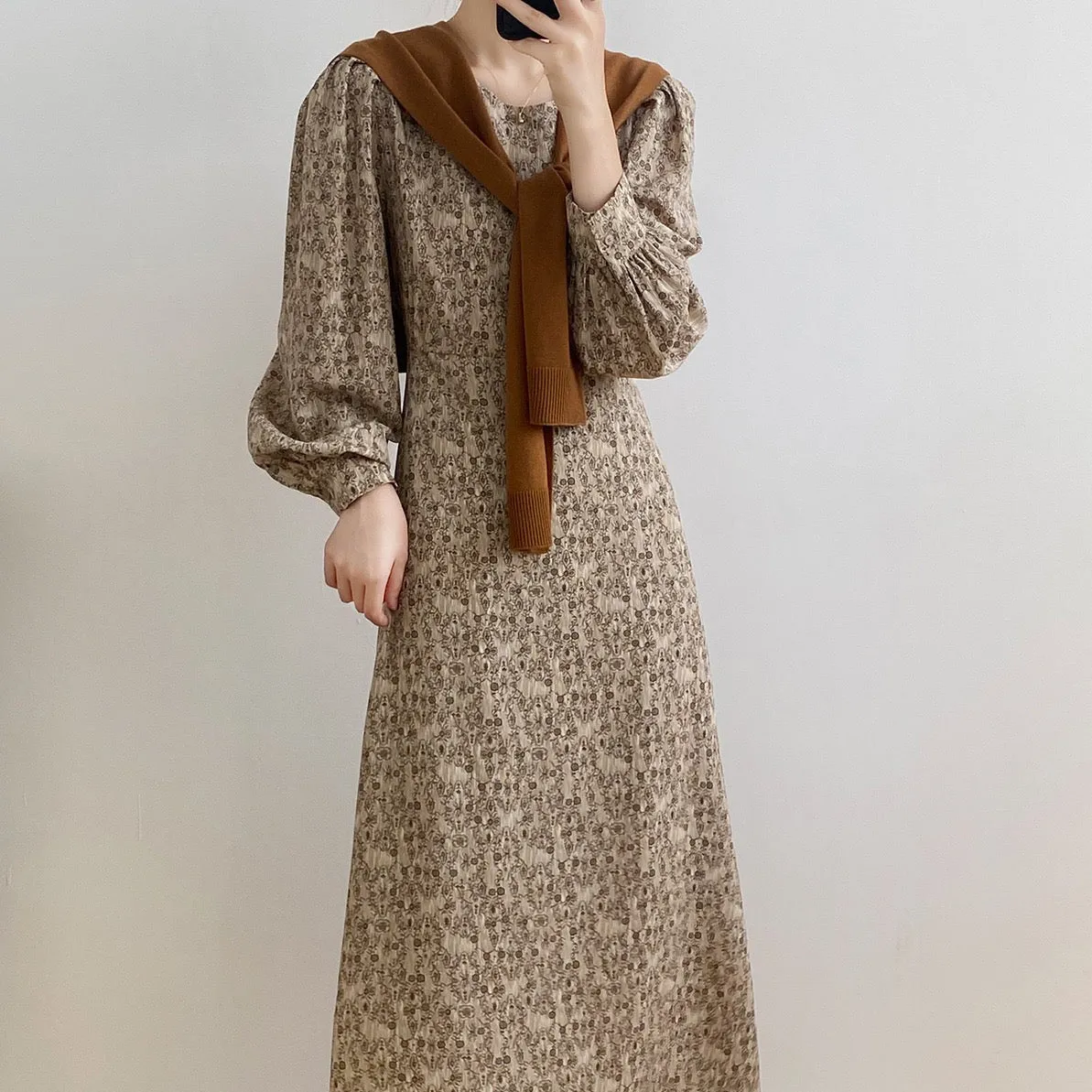 [Korean Style] Chic Round Neck Puff-Sleeve Floral Print Midi Dress