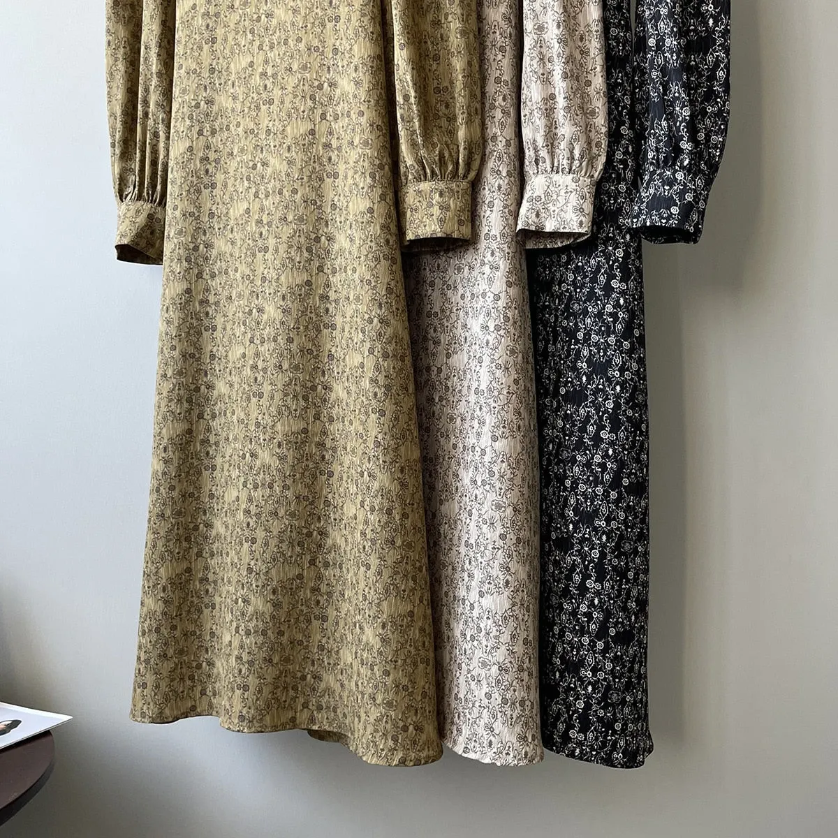 [Korean Style] Chic Round Neck Puff-Sleeve Floral Print Midi Dress