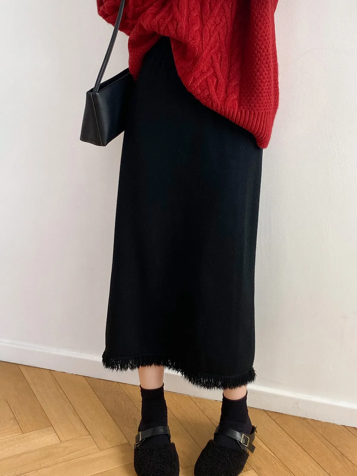 [Korean Style] Cinched Waist Frayed Hem Winter Long Skirt w/ Back Slit