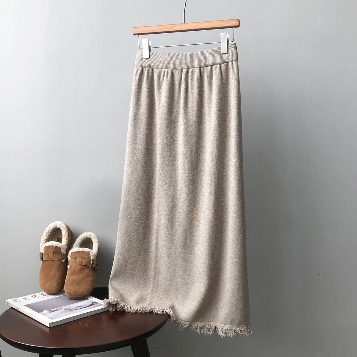 [Korean Style] Cinched Waist Frayed Hem Winter Long Skirt w/ Back Slit