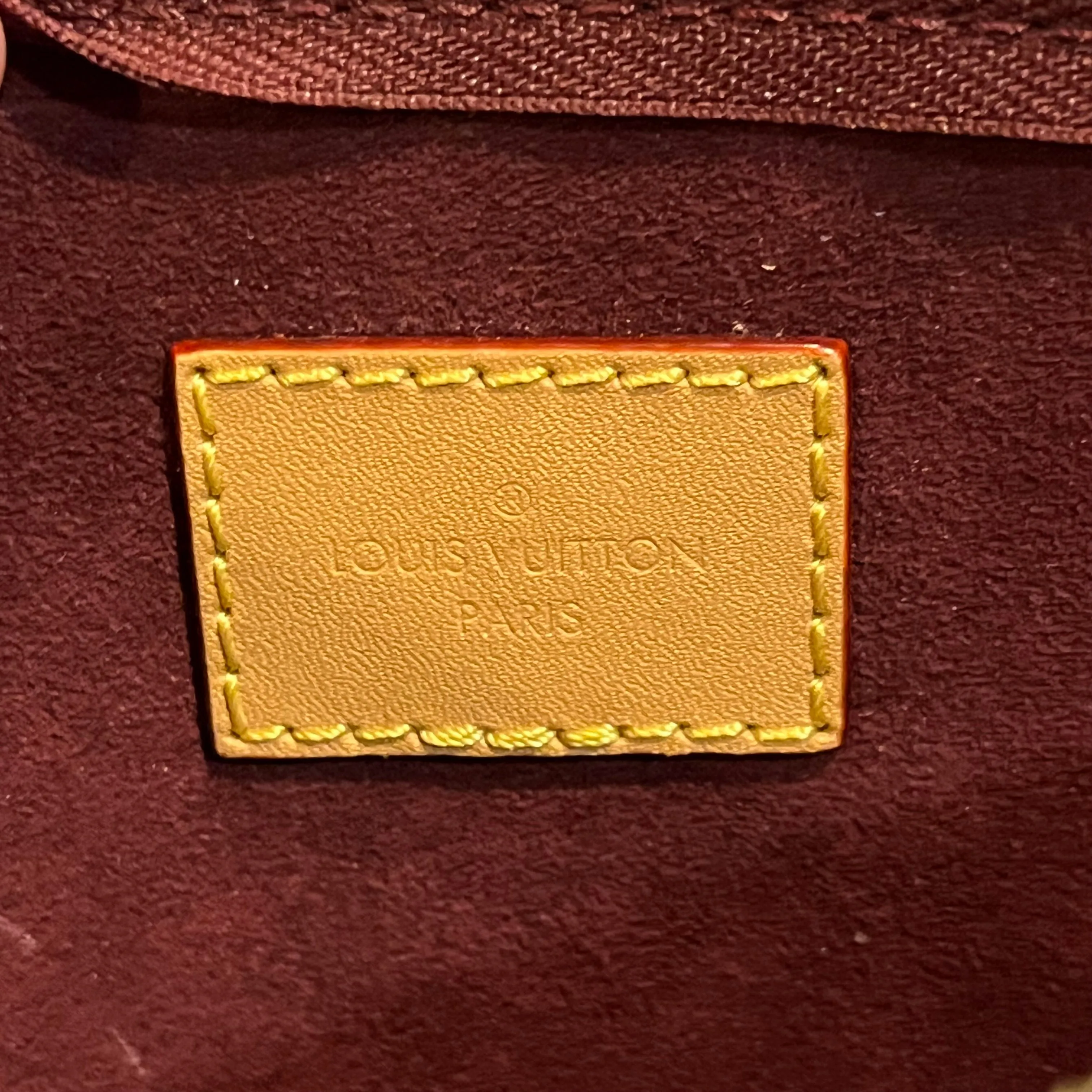 LOUIS VUITTON CarryAll MM Brown Monogram Hobo Bag