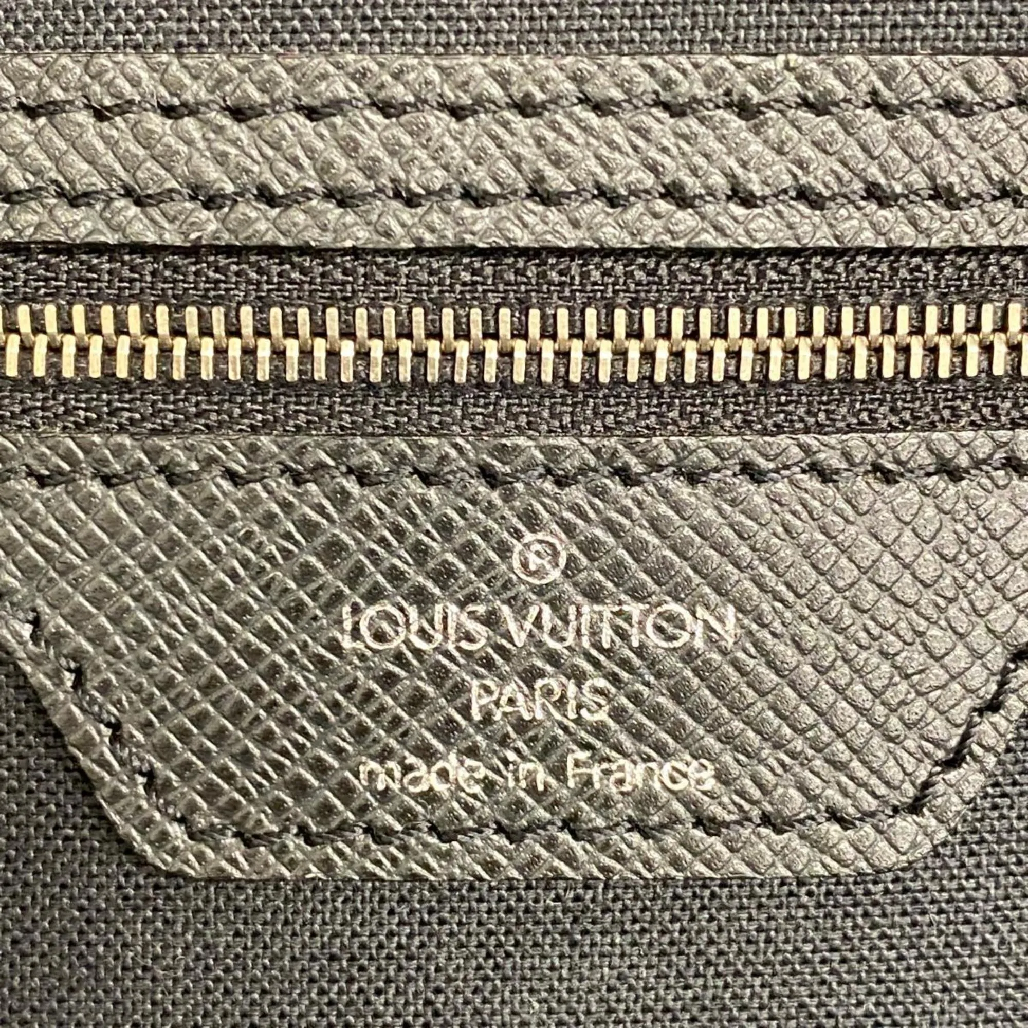 Louis Vuitton Weekend  Leather Travel Bag