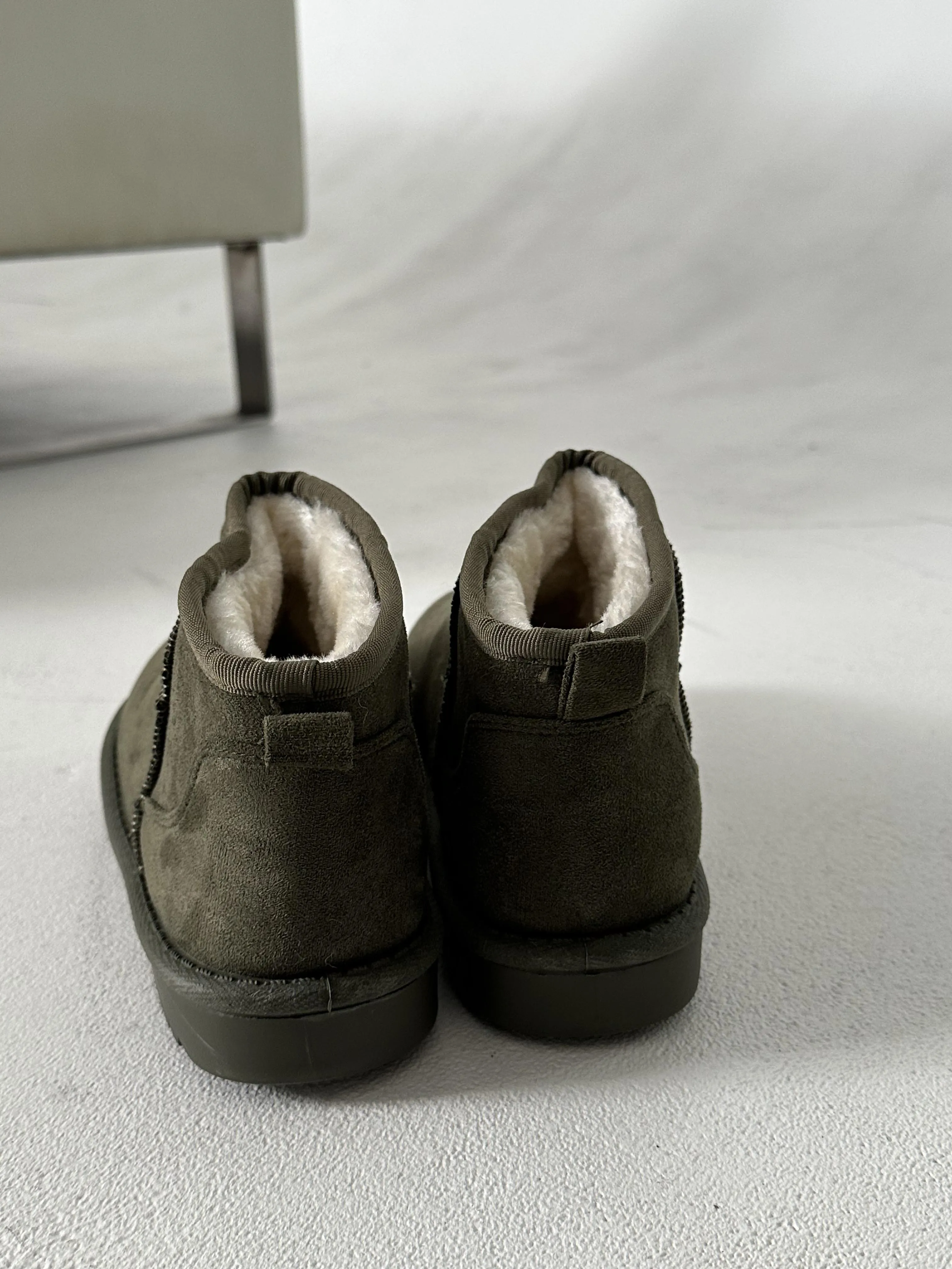 Malabo teddy boots short - Khaki