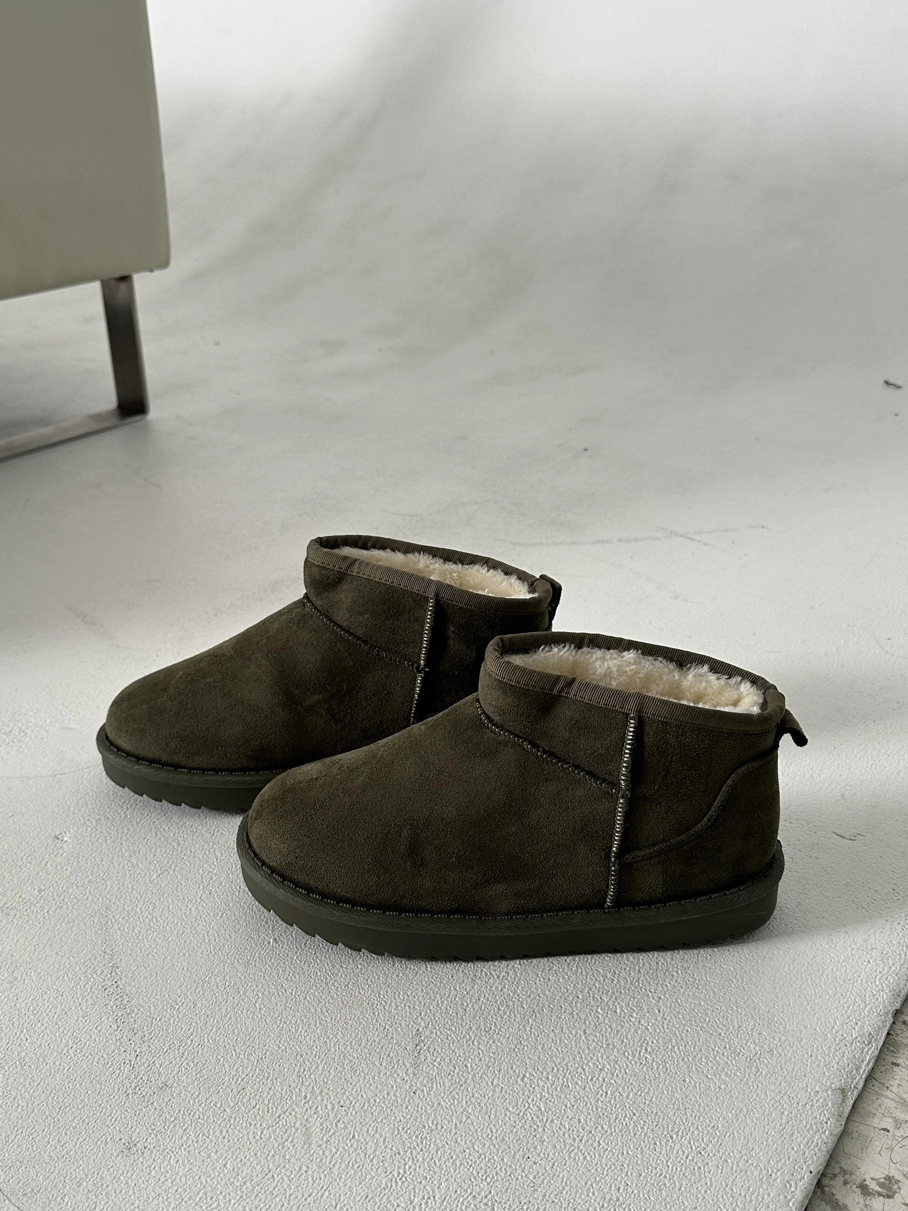Malabo teddy boots short - Khaki