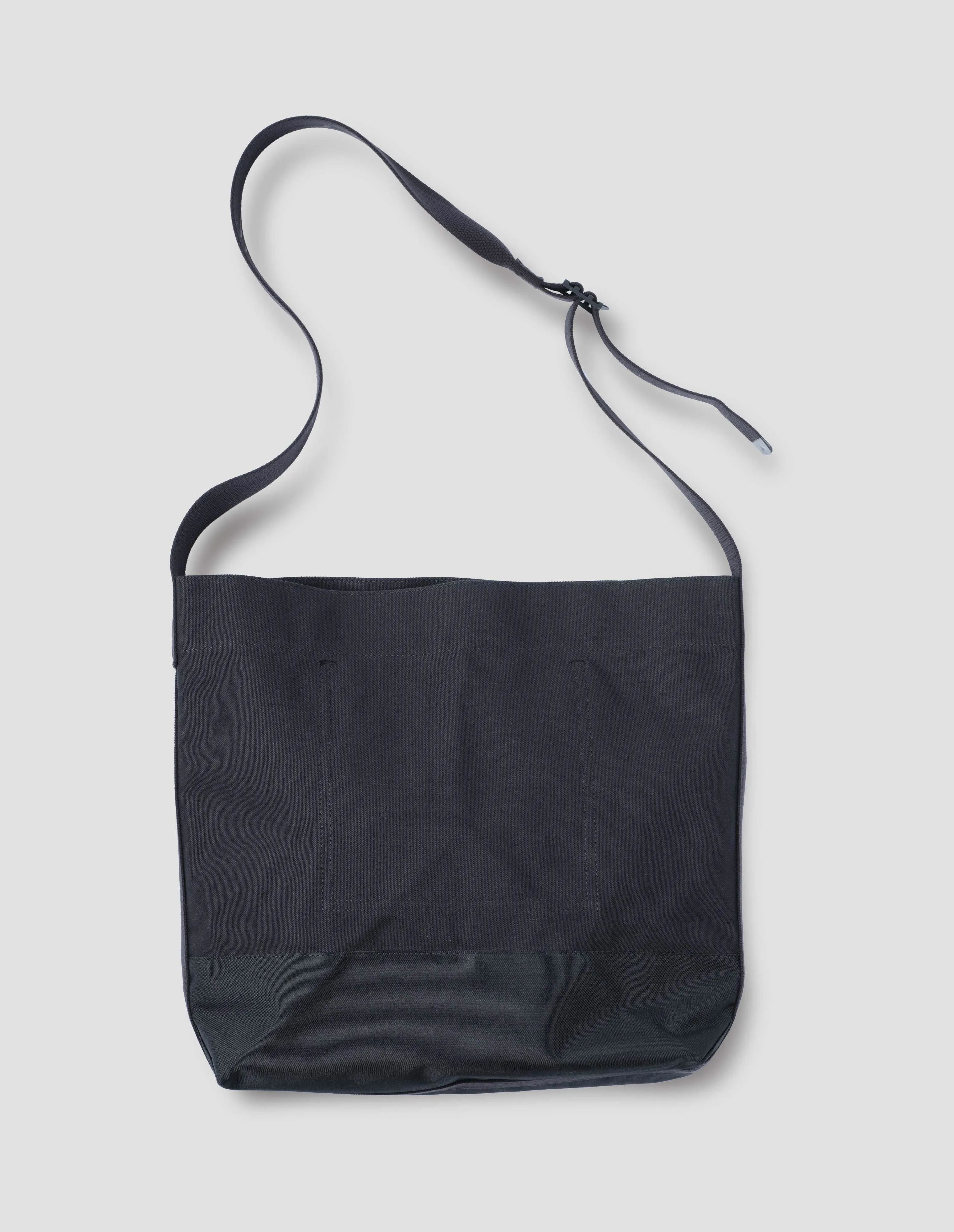 MHL. CANVAS SHOULDER TOTE | HEAVY COTTON CANVAS | BLACK