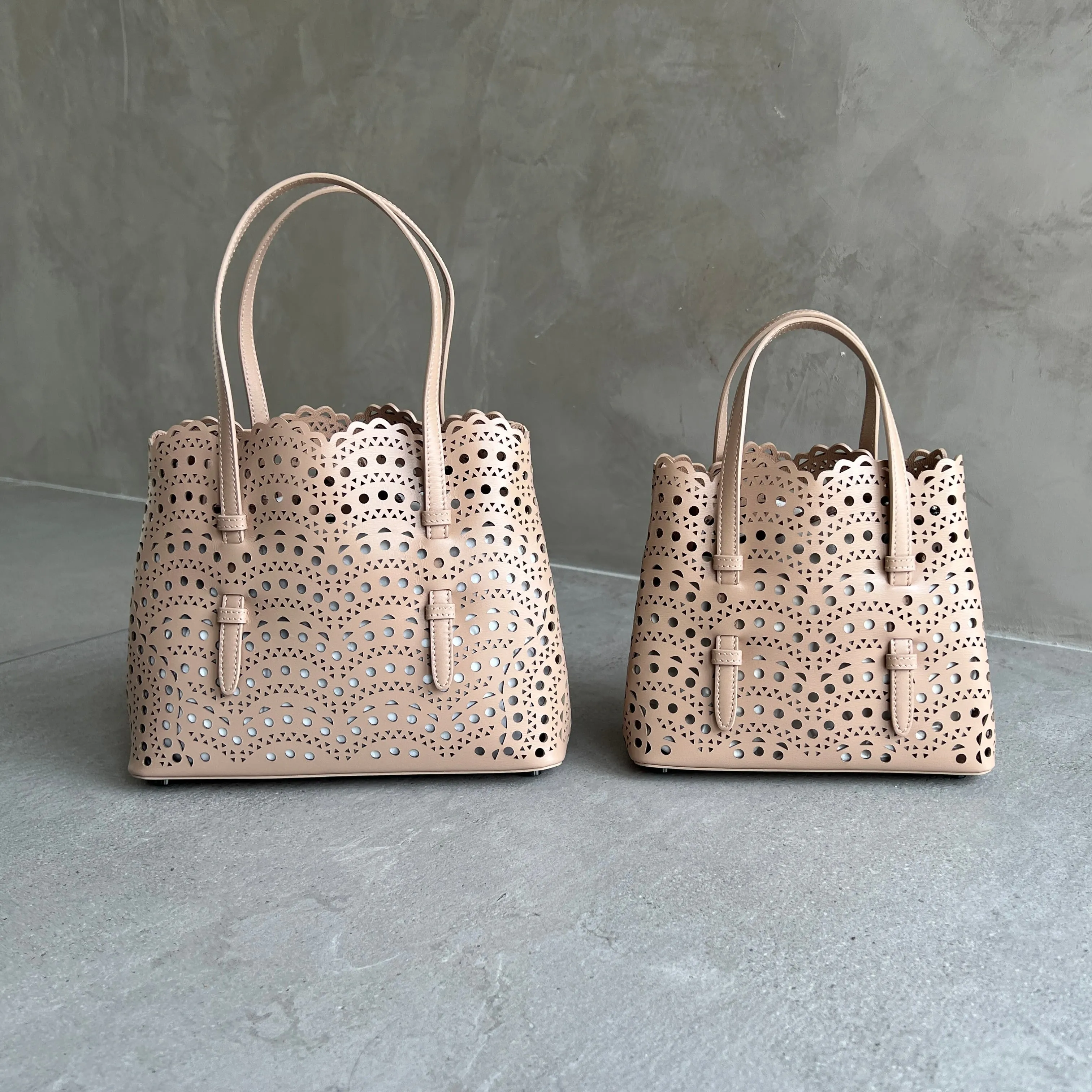 Mina 25 Wave Lux Calfskin, Sable