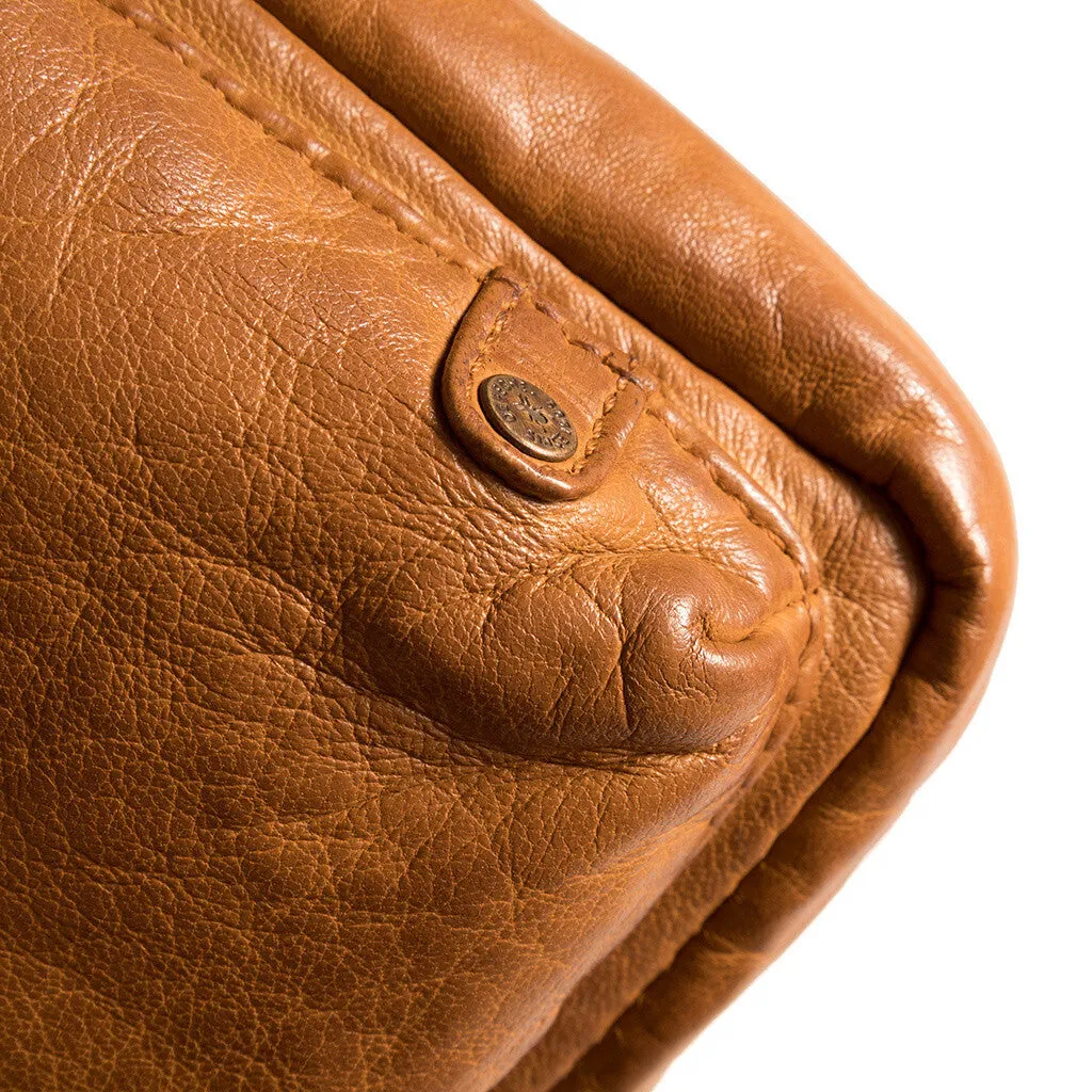 Mobile bag in delicious leather quality / 15818 - Cognac