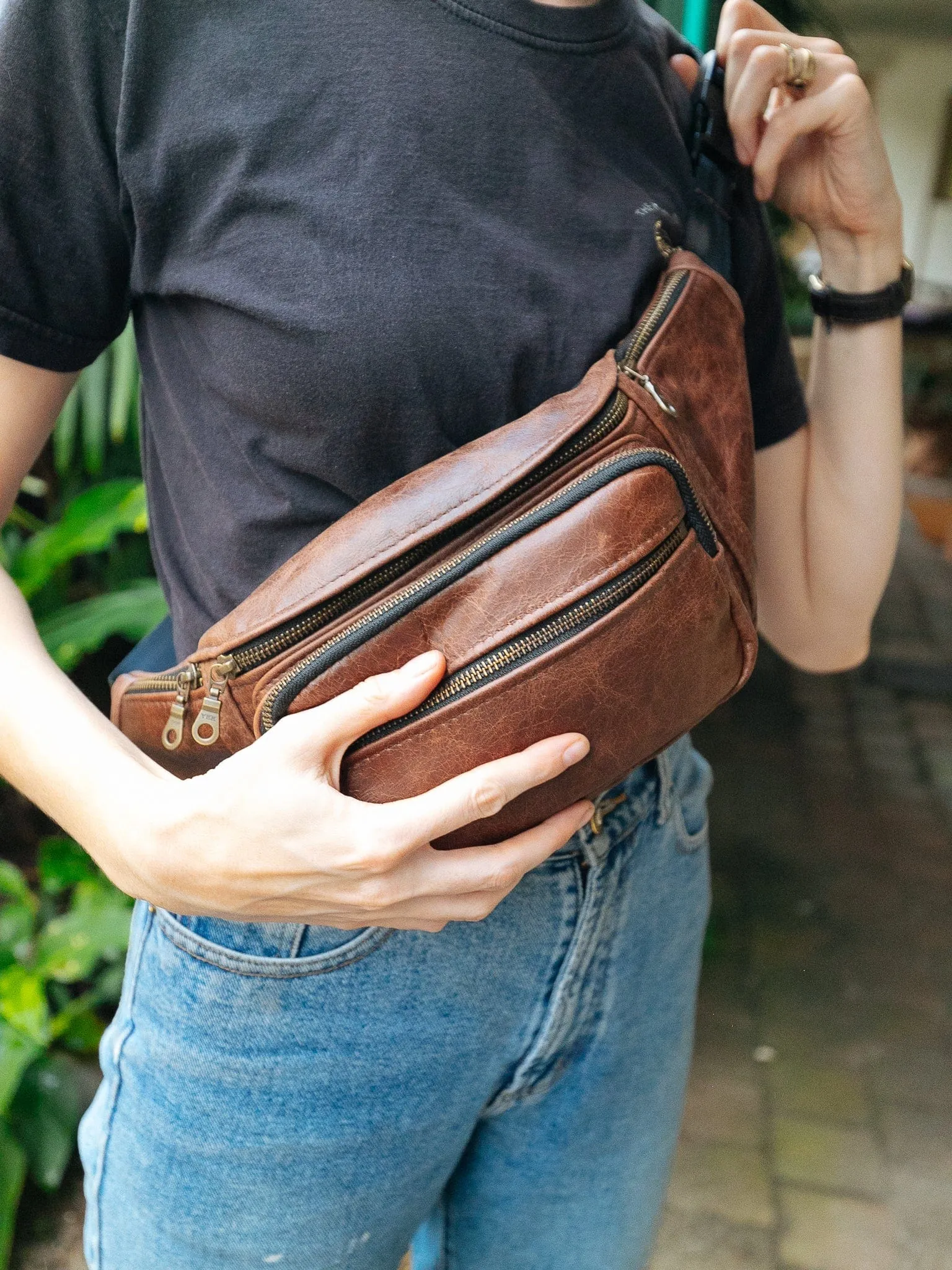 Multi-Pocket Belt Bum Bag - Cowhide