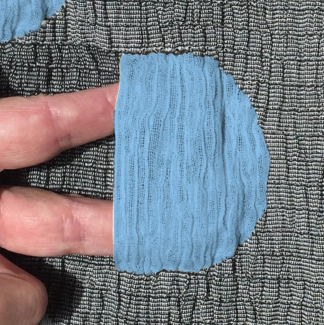 NUNO Narrow Scarf: "Pockets" (Lapis/Black)