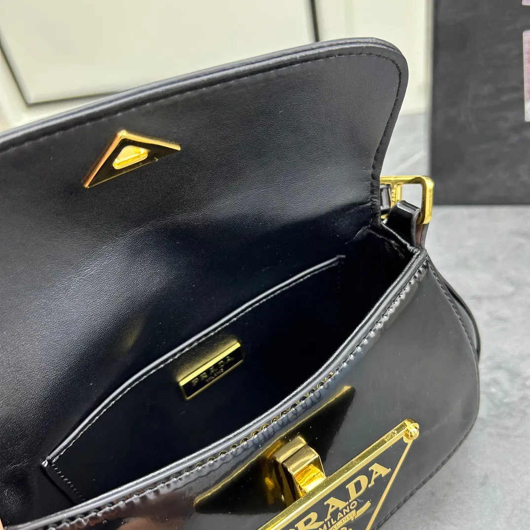 PD254 Prada Emblème Leather Bag / 9.4x4.3x1.5inch