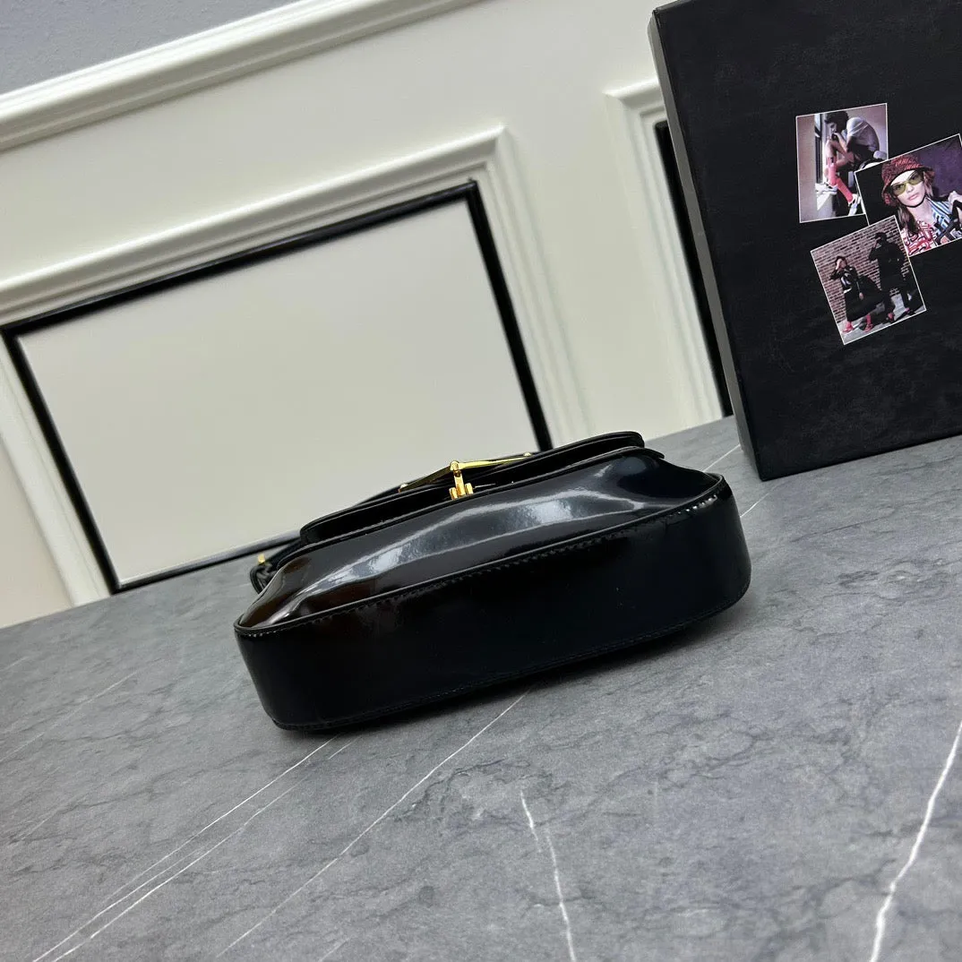PD254 Prada Emblème Leather Bag / 9.4x4.3x1.5inch