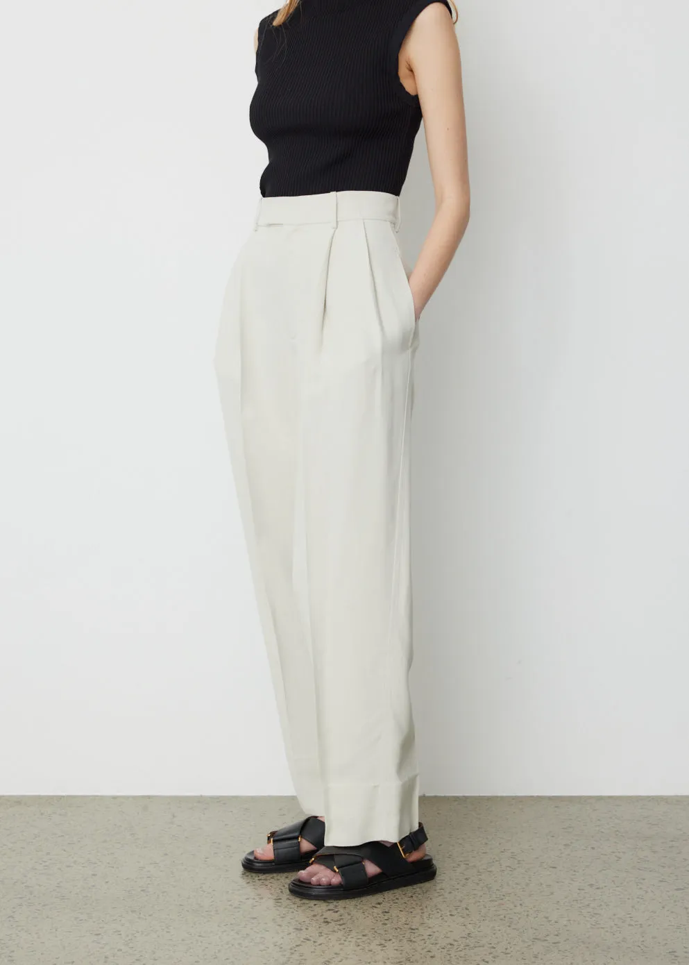 Pleated Straight Leg Pant