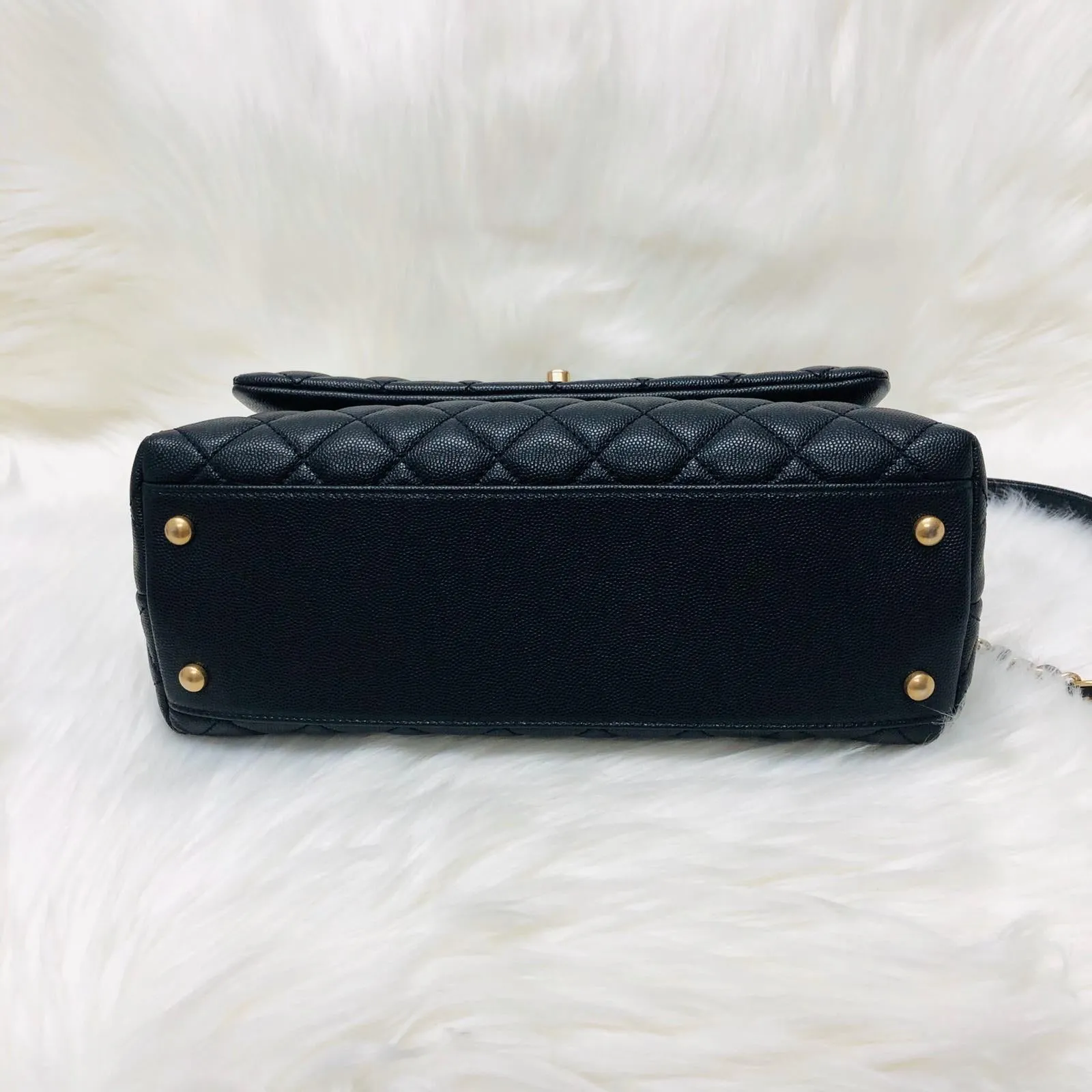 Quilted Medium Coco Handle Flap Black Caviar