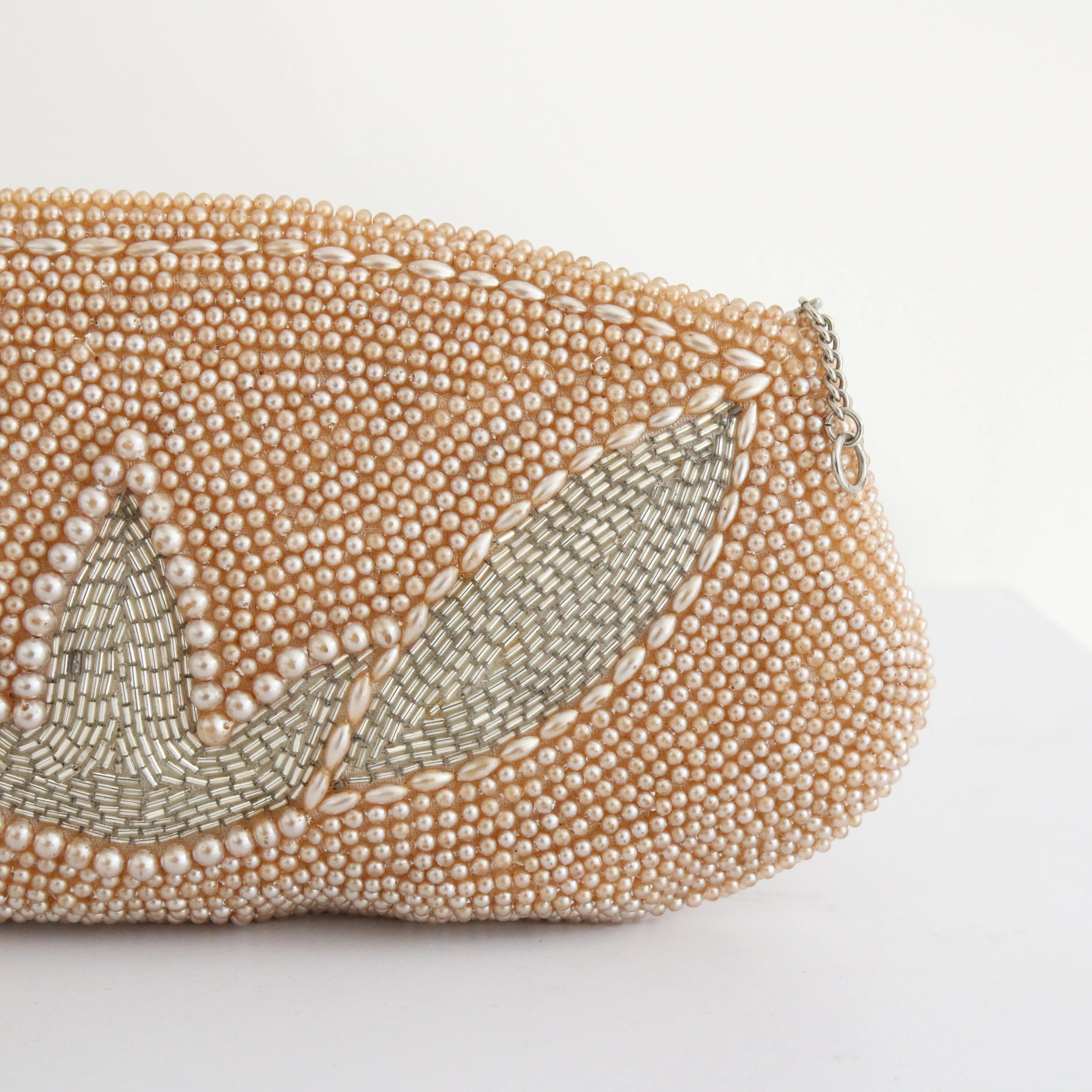 "Champagne Pearls" Vintage 1950's Pearl & Grey Beaded Clutch Bag