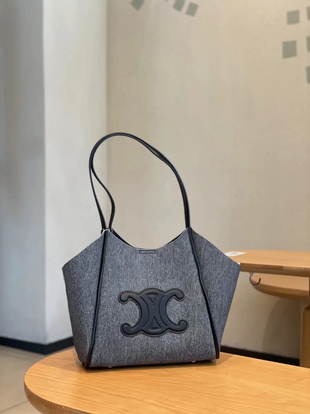 SEALBEER Bag Women's popular New Trendy Shoulder Bag Korean Version Fashion Versatile Underarm Bag Light Luxury Simple Large Capacity Handbag