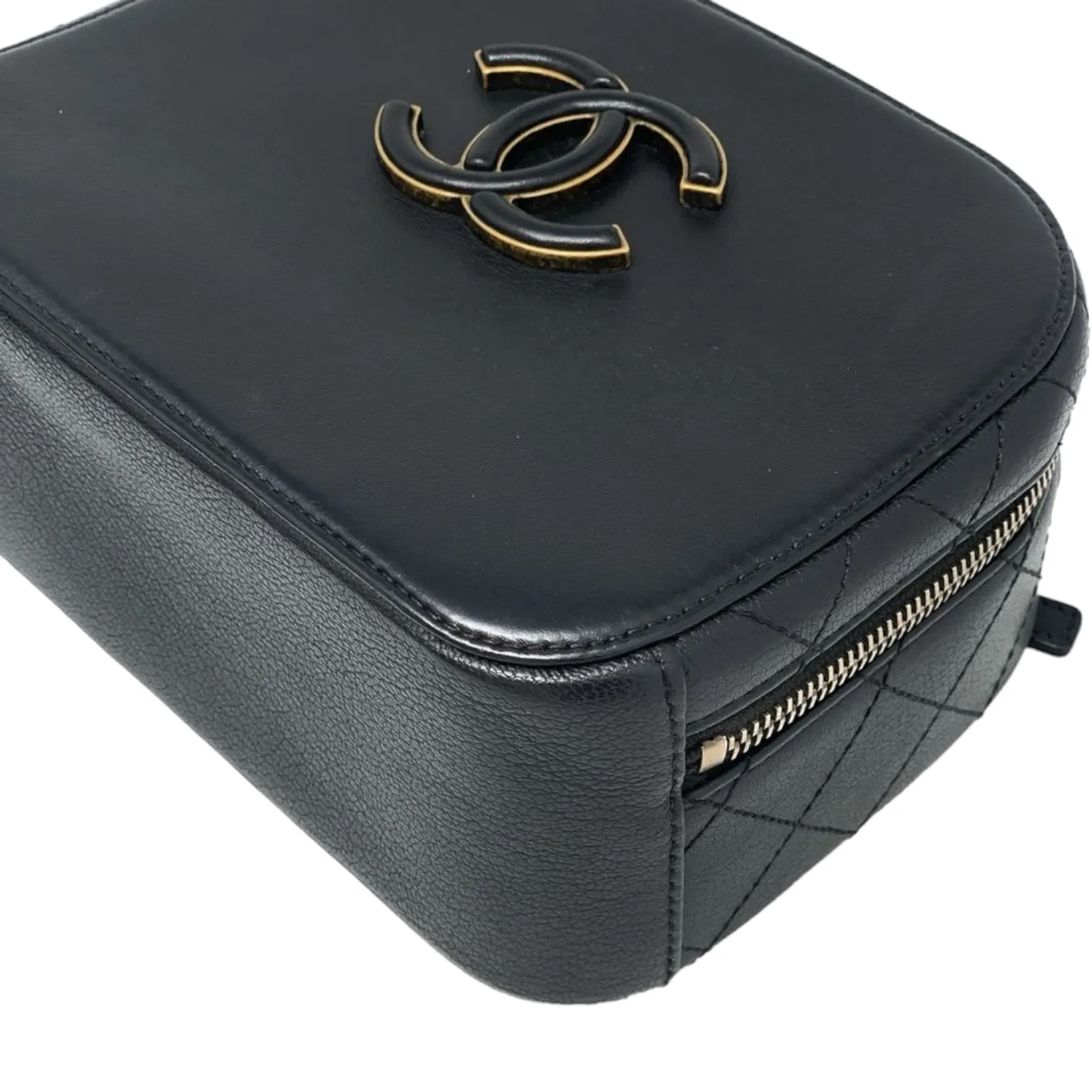 Small Coco Curve Vanity Bag Black GHW