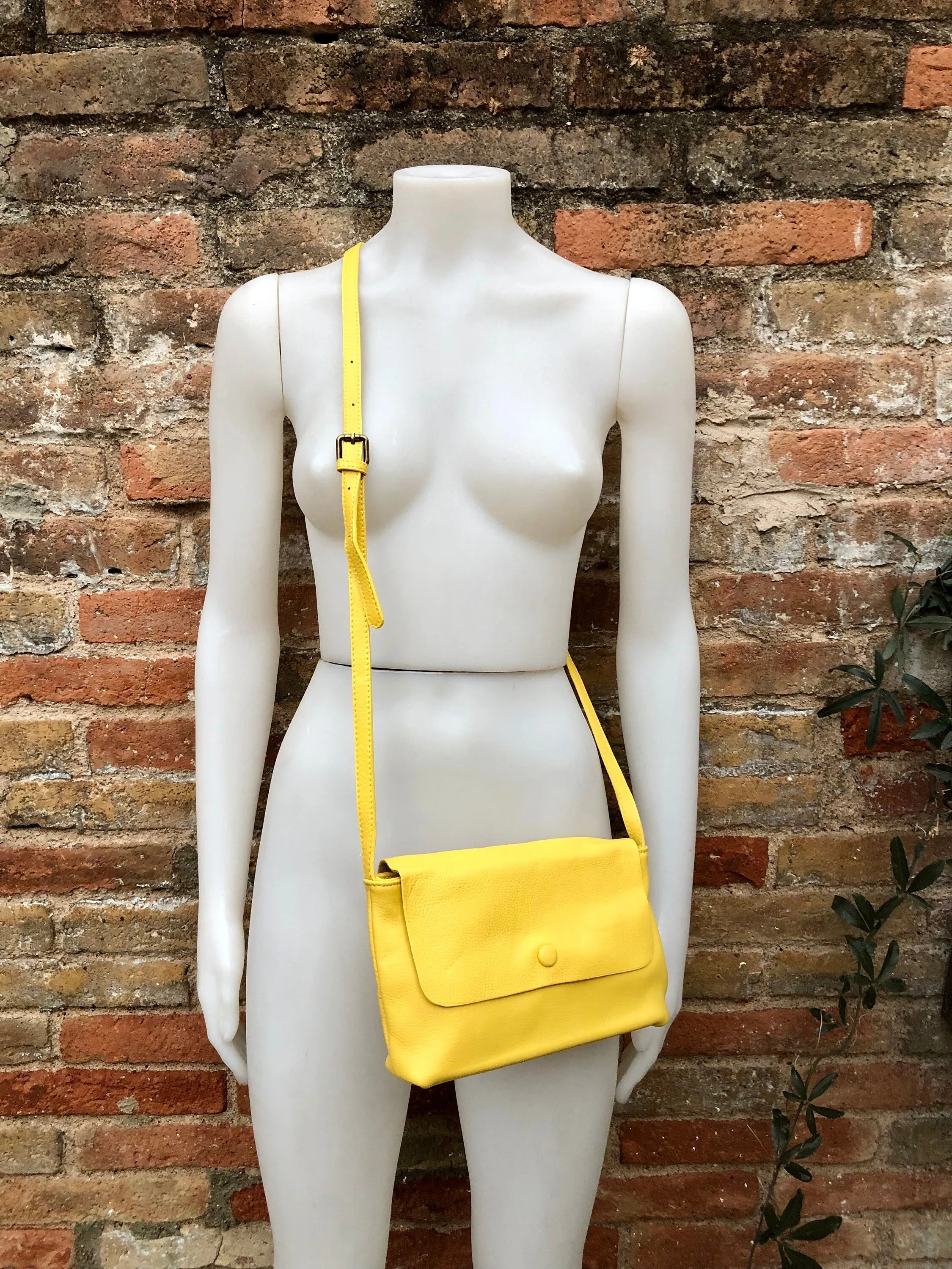 Small leather bag in yellow. Cross body or shoulder bag in GENUINE leather. Yellow leather bag with adjustable strap,  zipper and flap.