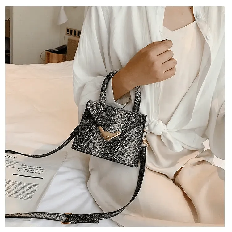 Snake Skin Square Bag: Luxury Snakeskin Shoulder Bag with Adjust. Strap