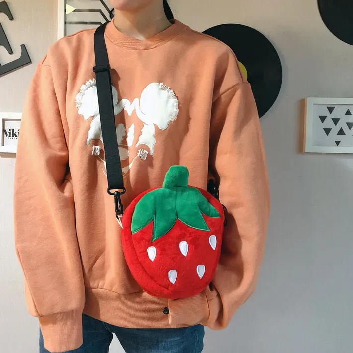 Strawberry Carrot Plush Bag AD10955