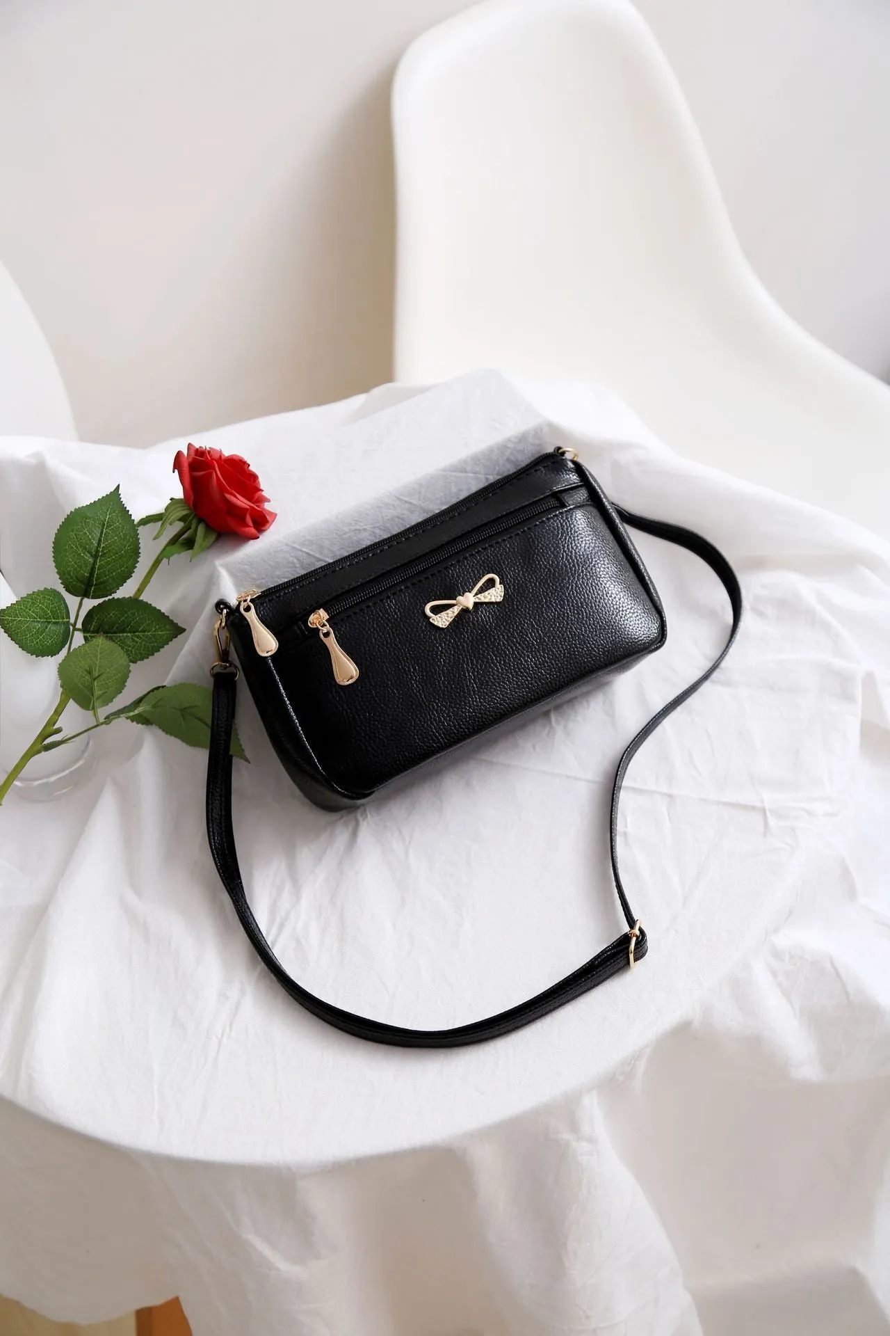 Summer New Mother Handbags Korean Women's Atmospheric Messenger Bag