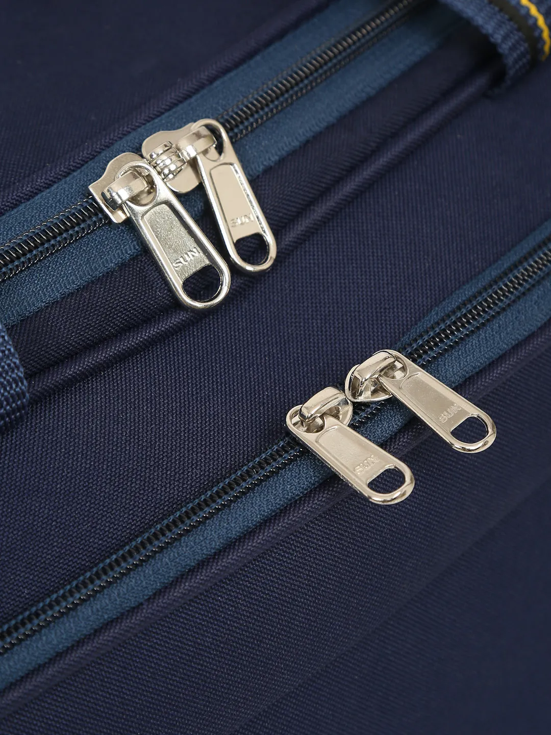 Teakwood Rolling Large Duffel Bag (Blue)