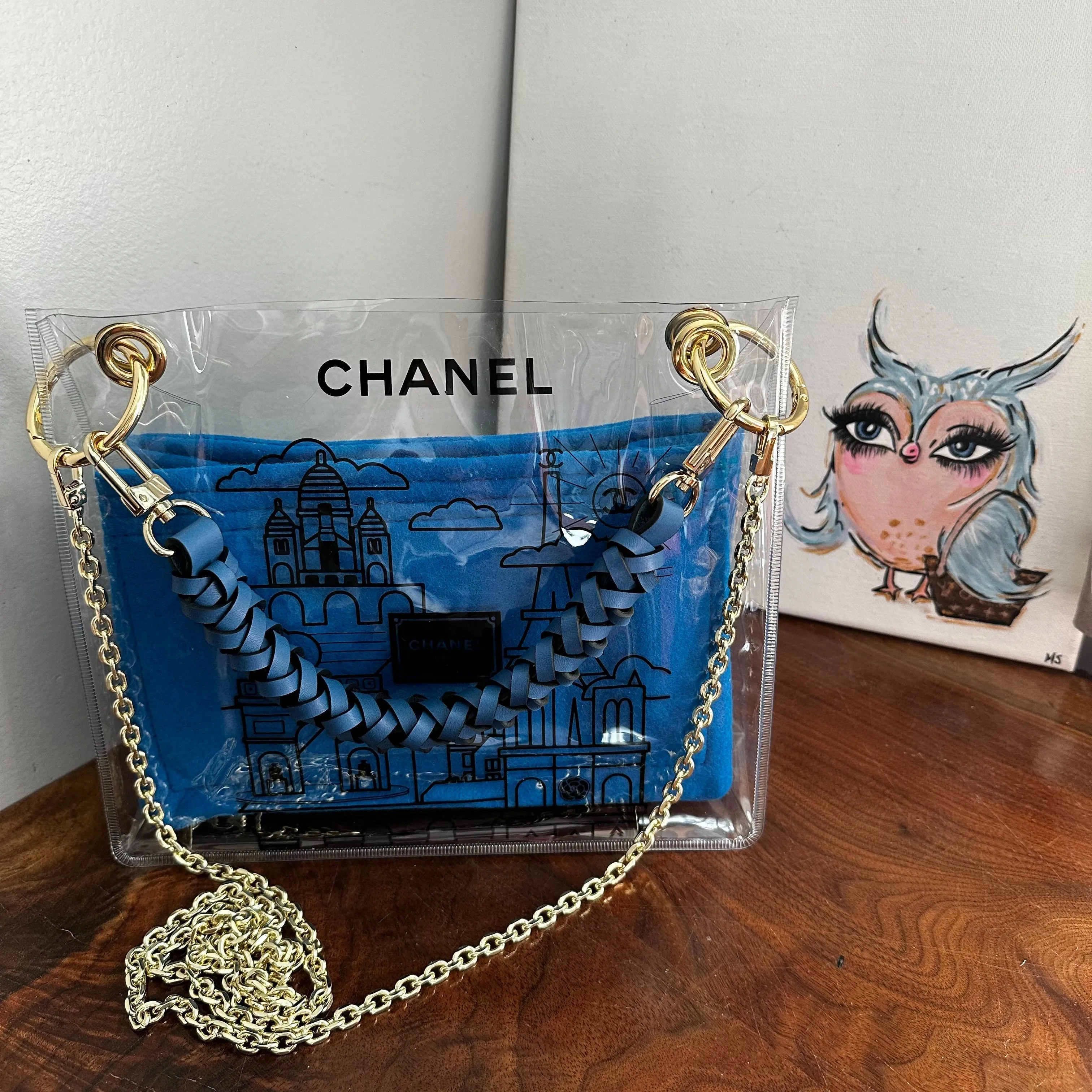 The Clear Swan -trendy Inspired  Chanel Crossbody/handbag