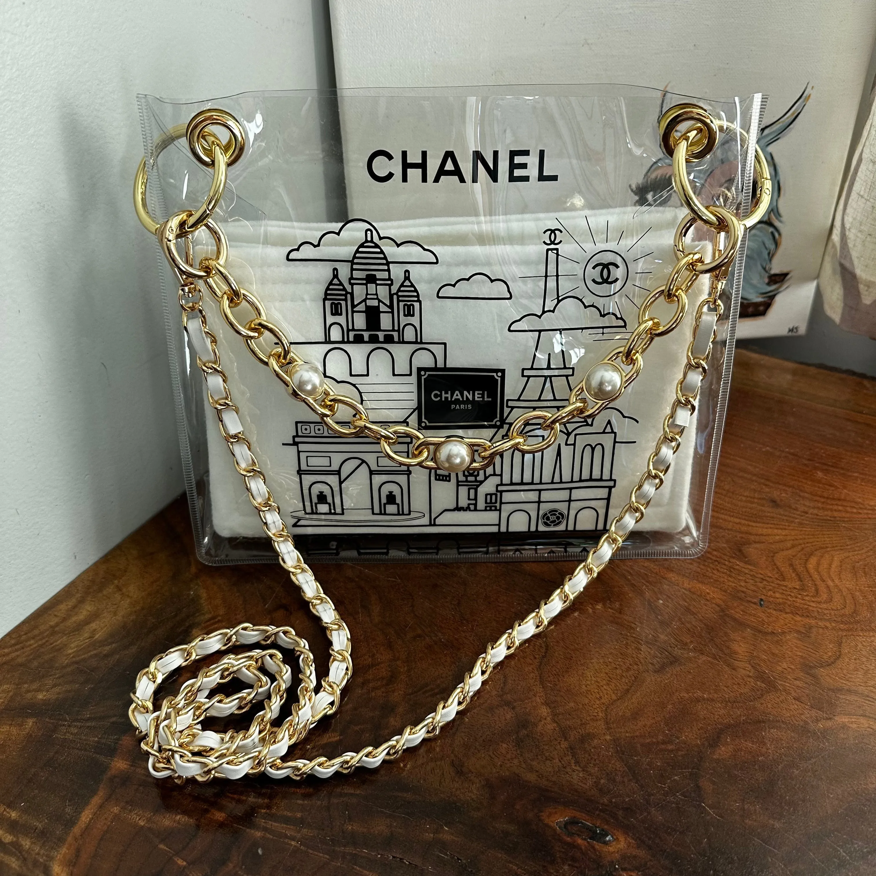The Clear Swan -trendy Inspired  Chanel Crossbody/handbag