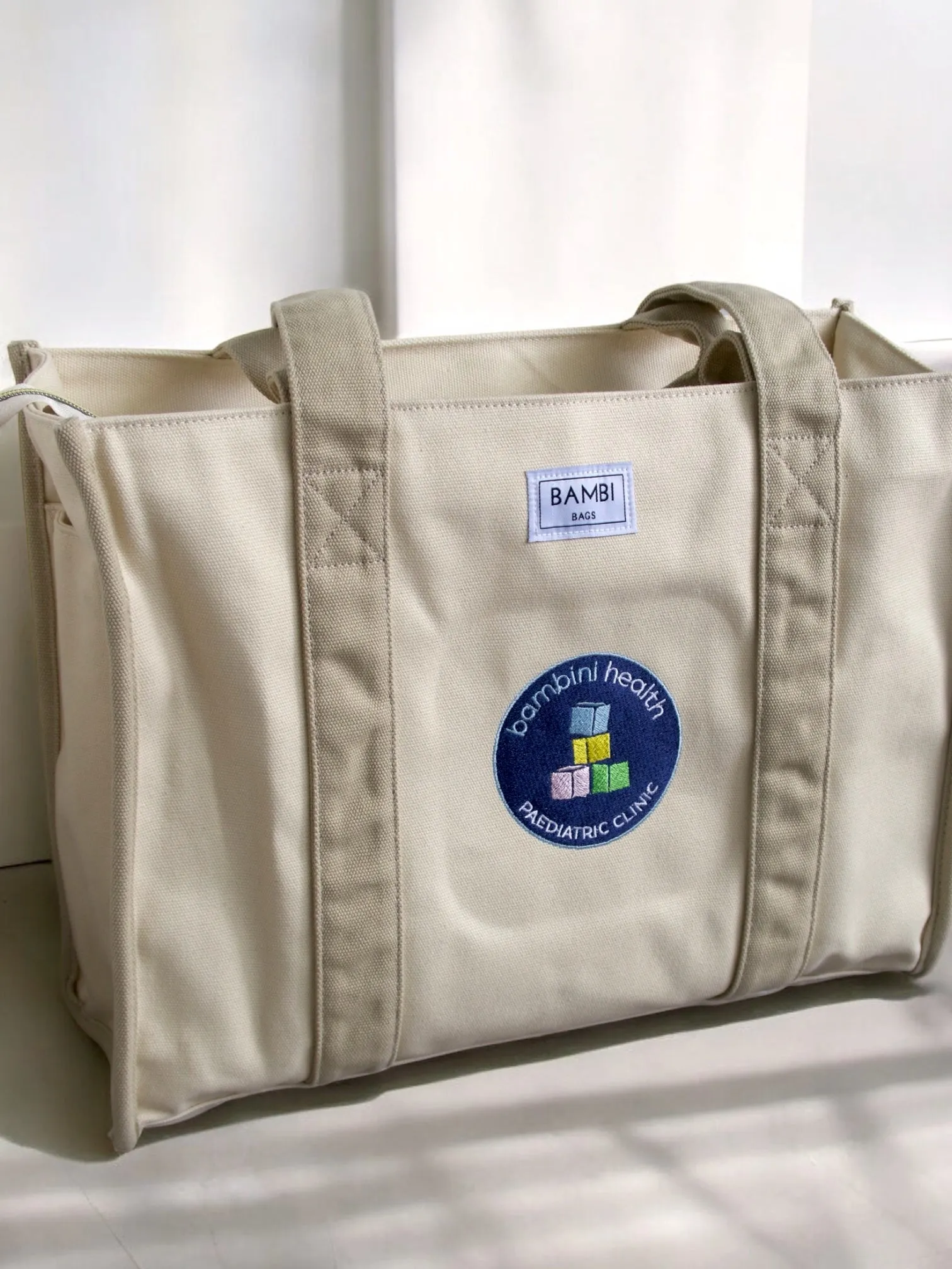 The Everyday Bambi Bag Natural/Taupe with insert