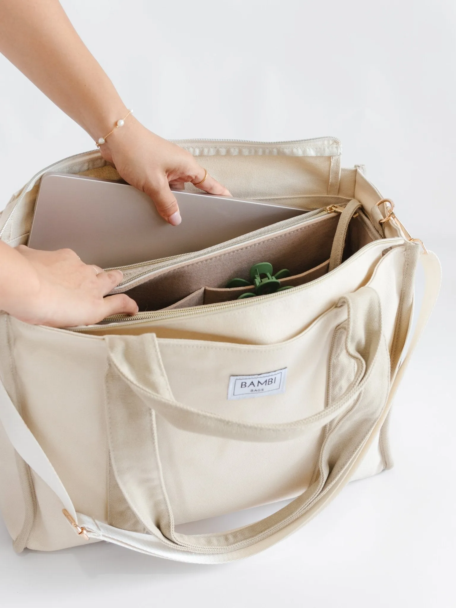 The Everyday Bambi Bag Natural/Taupe with insert