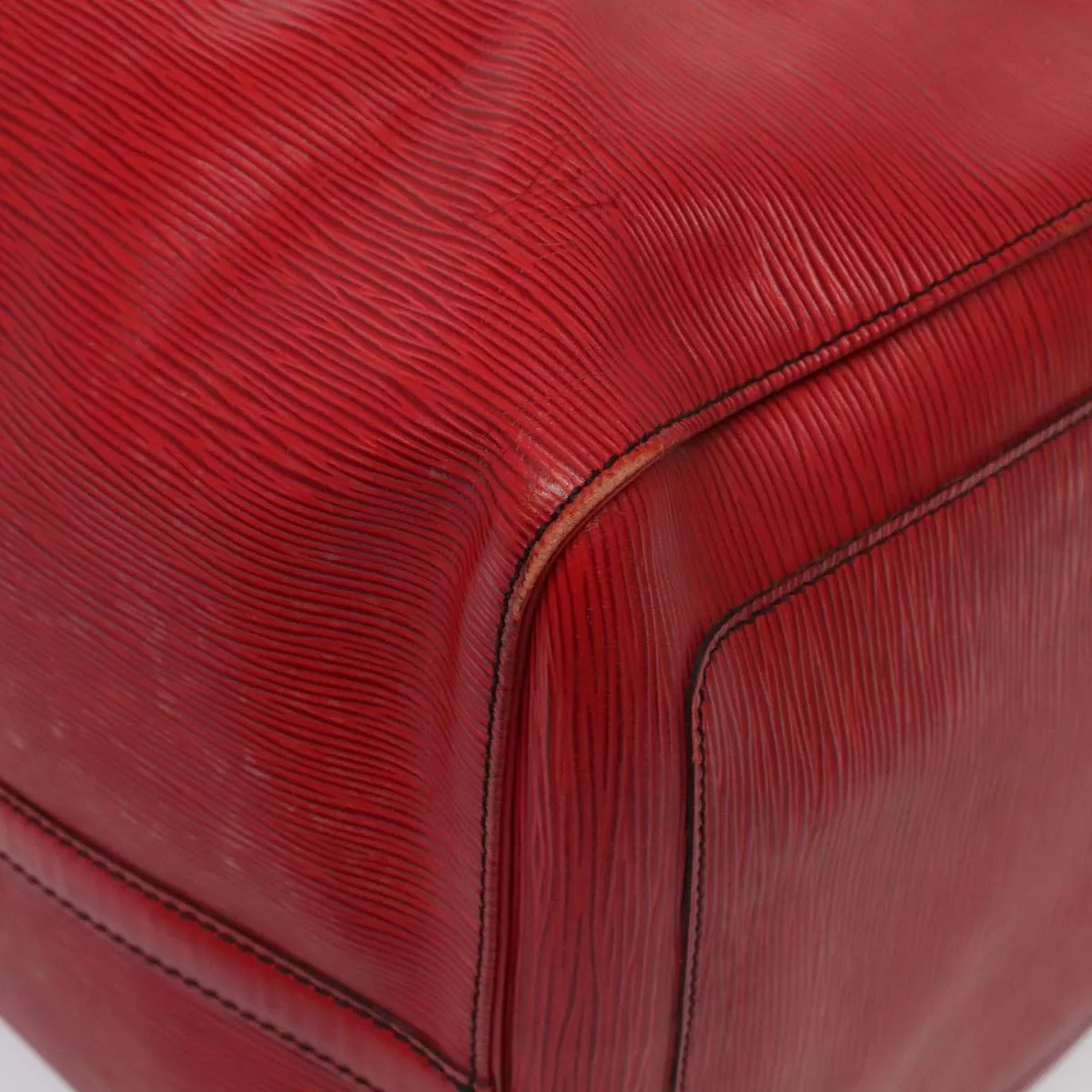 Trendy Inspired Louis Vuitton Epi Keepall 60 Boston Bag Red M42947 Lv Auth 88369