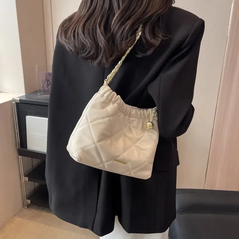 Trendy Small Bucket Bag for Women