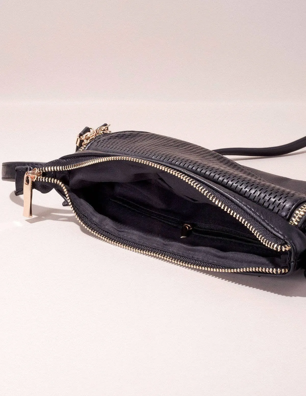 Vegan Leather Crossbody Zara Bag - Black