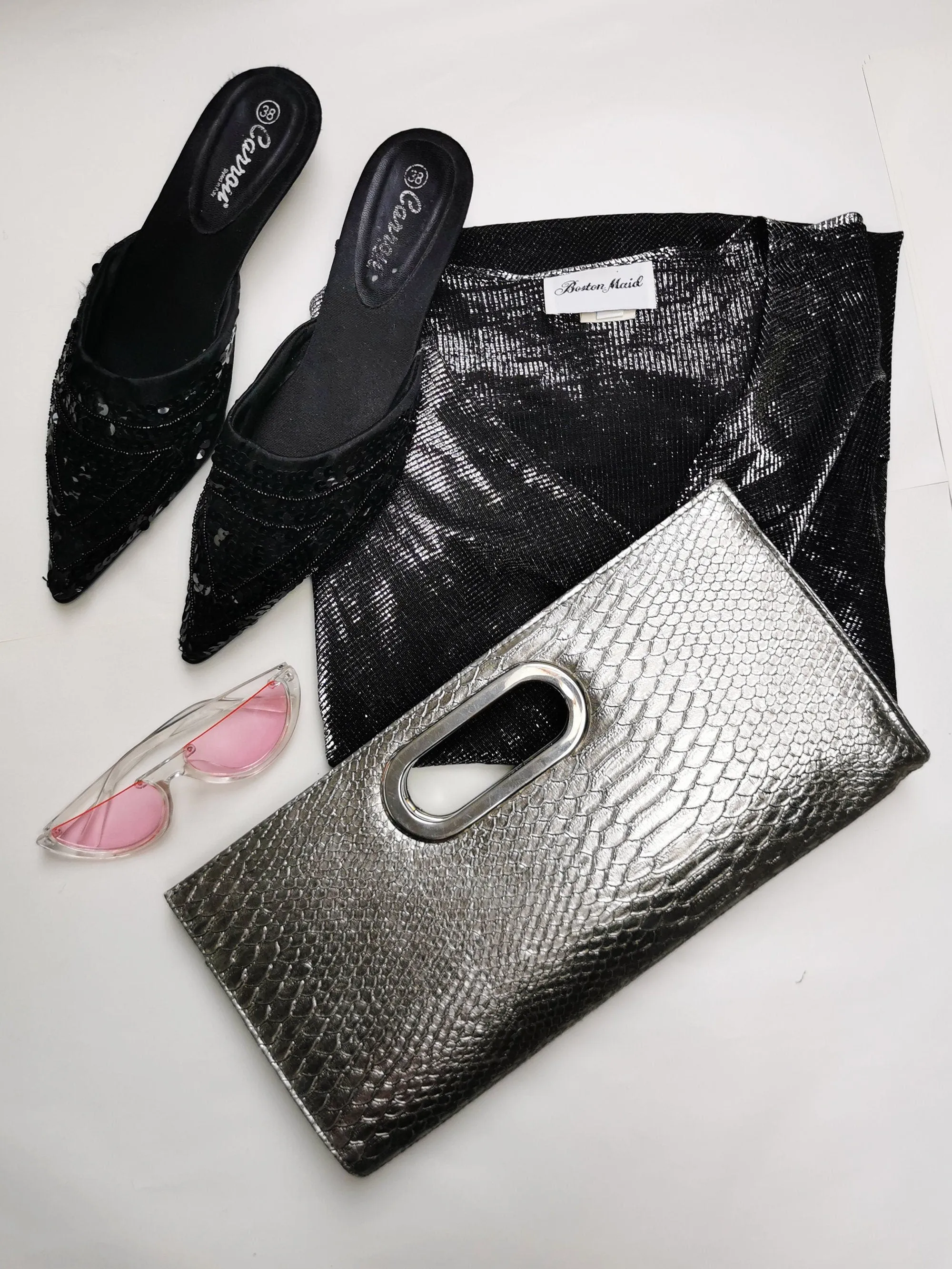 Vintage 90s shimmer silver reptile print party clutch bag