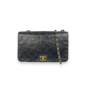 Vintage Chanel Matelasse Classic Flap