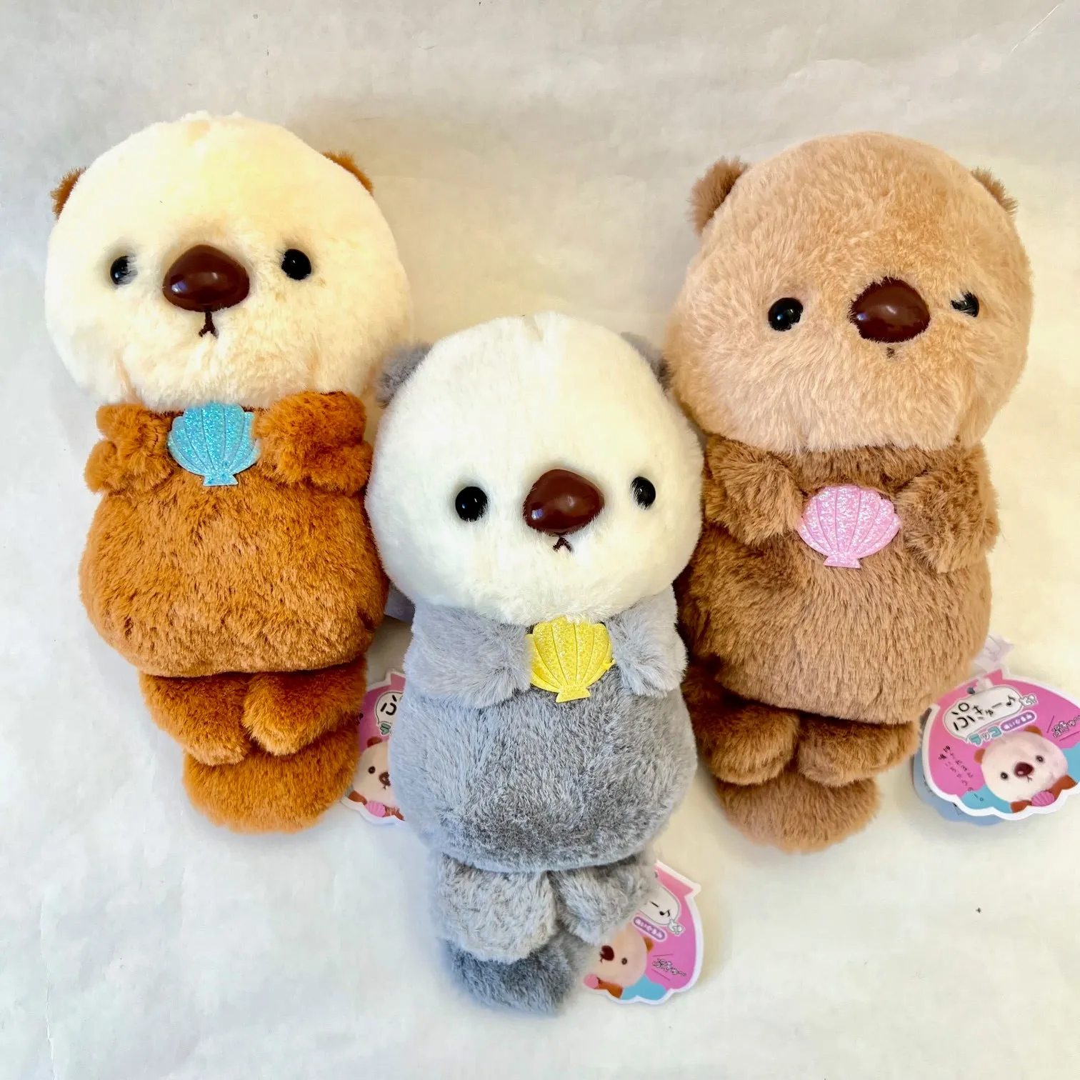 X 63462 OTTER PLUSH-DISCONTINUED