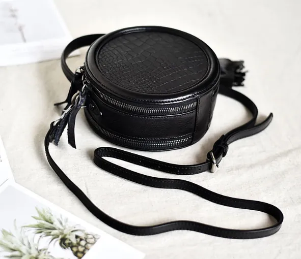 YAAGLE Female Personalized Real Leather Round Cross Body Bag YG8082