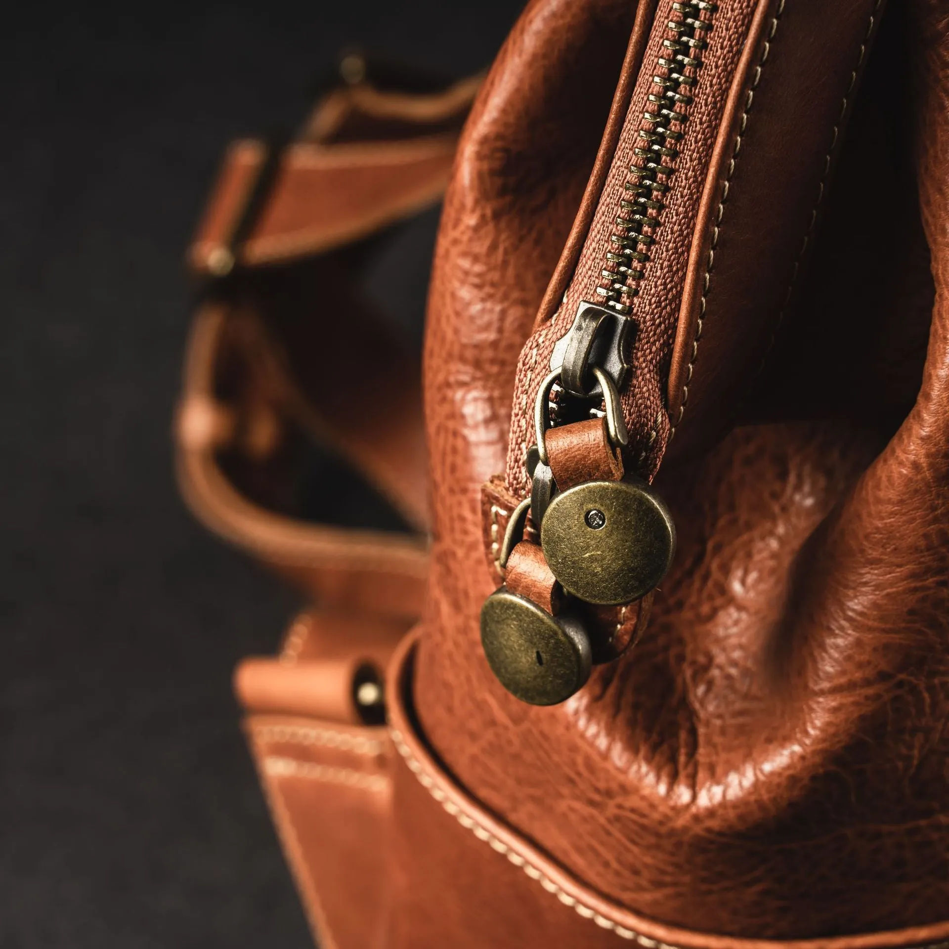 YAAGLE Unisex Vintage Tanned Leather Travel Backpack Tote YGM092